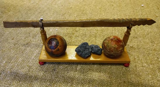 Scoring-notch-17th-century-kent-cricket-kcht-balls